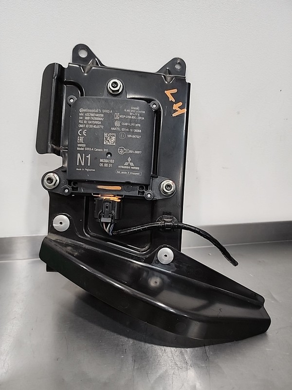 OE 18-2020 Mitsubishi Eclipse Cross LEFT Blind Spot Radar Sensor Module 8638A163