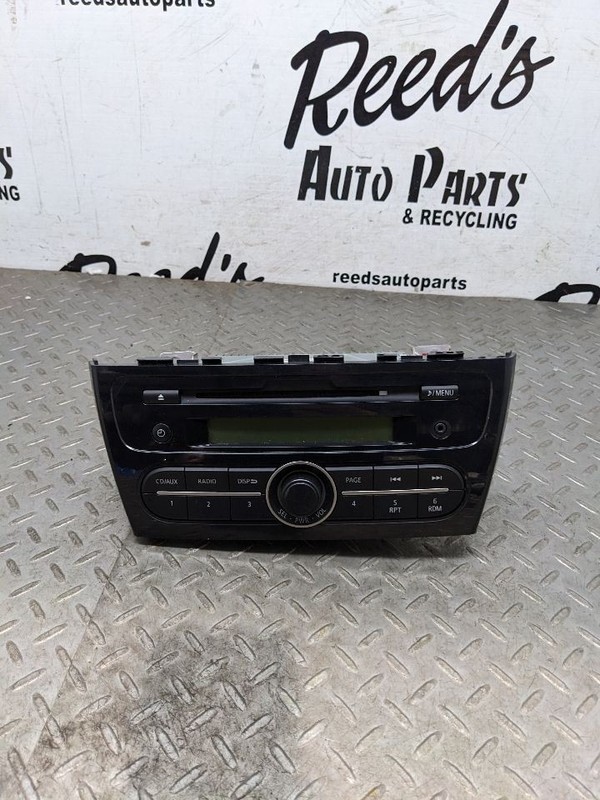 Audio Equipment Radio Receiver Am-fm-cd Fits 14-15 MIRAGE 1167775