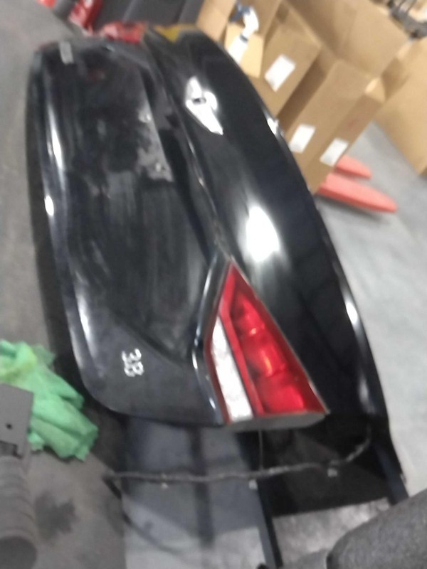 2015 Hyundai Genesis Black Deck Lid OEM Used 69200B1020 161K Miles