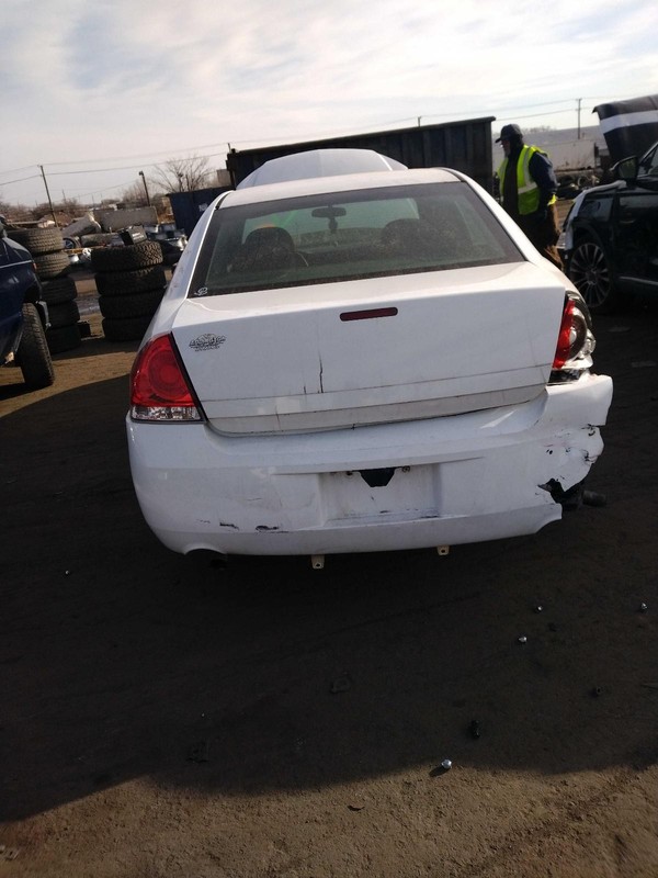 2014 Chevrolet Impala Right Front Door Glass - Used, 205k Miles, White