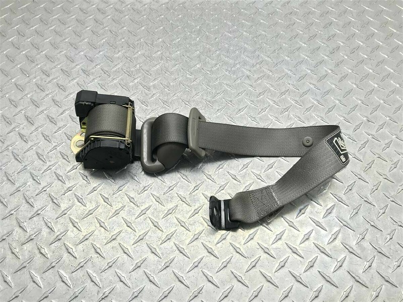 2005-2007 JEEP LIBERTY REAR DRIVER LEFT SEAT BELT RETRACTOR OEM 5HG371J3AL