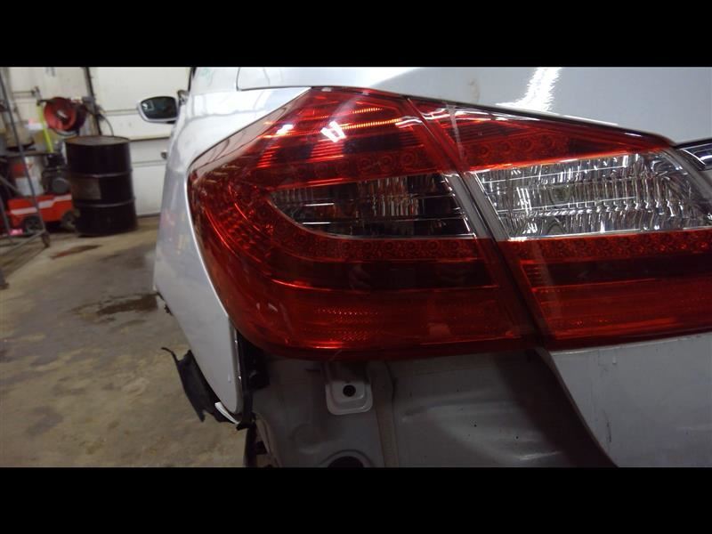 Driver Tail Light Sedan Quarter Panel Mounted Fits 12-14 GENESIS 1311353