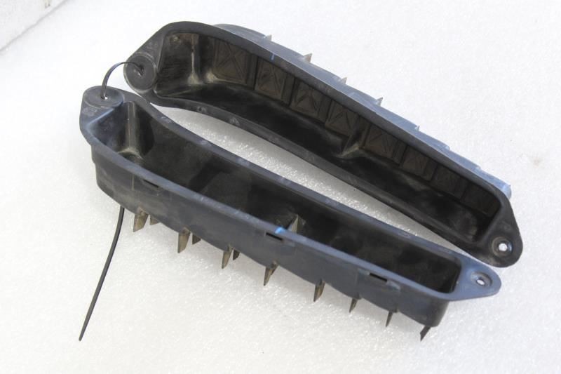 1991 1992 1993 1994 1995 1996 TOYOTA LAND CRUISER QUARTER VENT GRILLE TRIMS PAIR