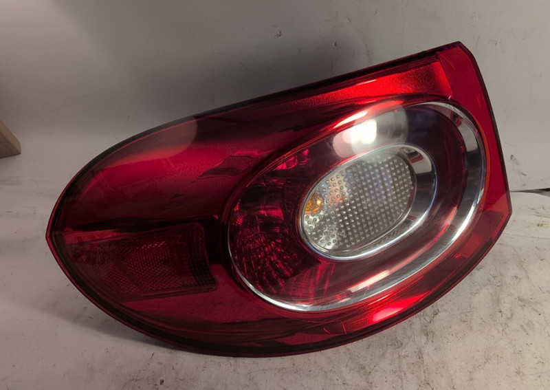 Driver Tail Light Outer Quarter Panel Mounted Fits 09-11 TIGUAN 5N0945095J OEM