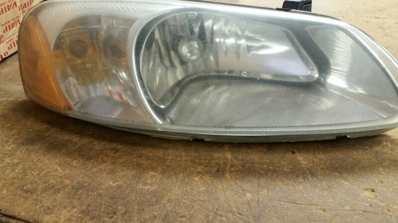 Passenger Right Headlight Sedan Fits 03-06 STRATUS 91623