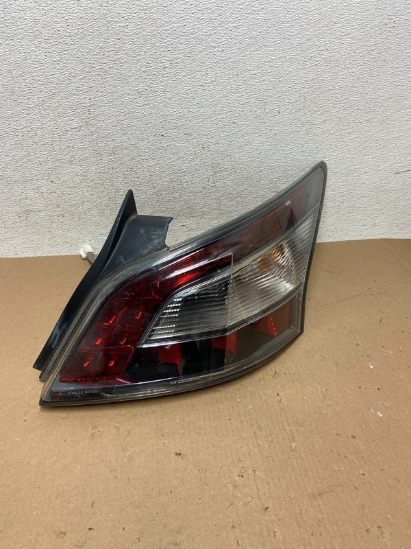 2012 2013 2014 Nissan Maxima Right Passenger Rh Side Tail light OEM AD6499 DW
