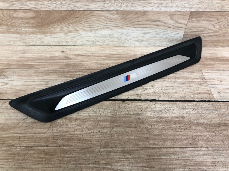 BMW OEM F30 320 328 335 M3 FRONT L OR R SIDE DOOR ENTRANCE STEP PLATE COVER M 2
