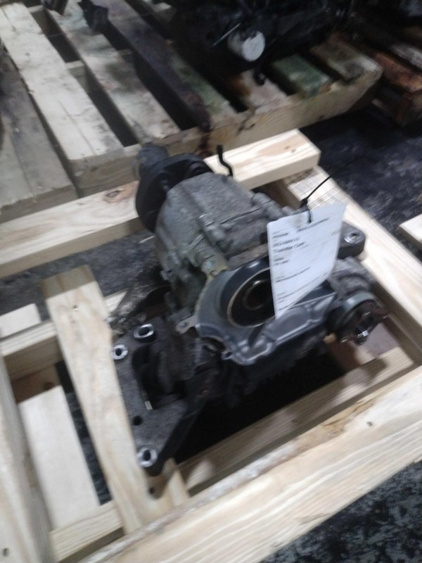 2013 BMW X1 Transfer Case Assembly OEM 27107643755 4WD 183K Miles Black