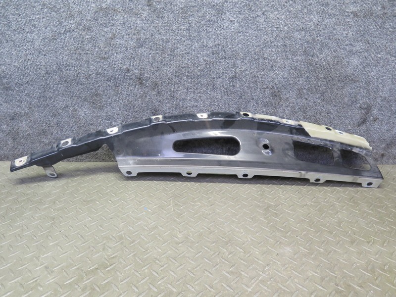 2008-2019 MASERATI GRANTURISMO M145 FRONT LEFT FENDER MOUNT BRACKET SUPPORT