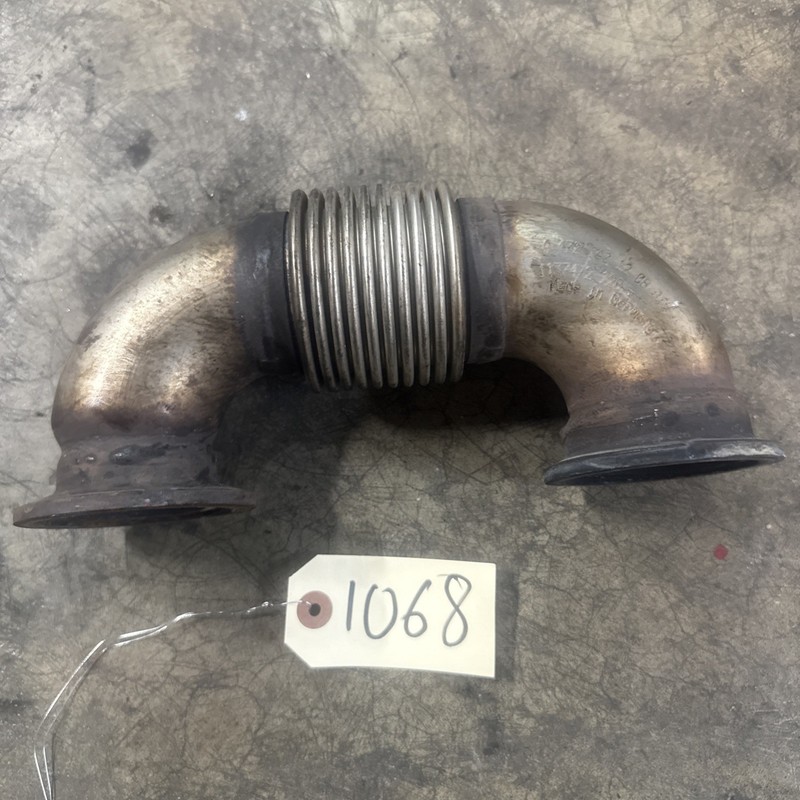 Detroit Diesel DD13 Engine EGR Exhaust Pipe - P/N: A4721401208