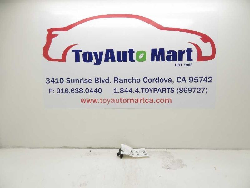 98 99 00 01 02 03 04 TOYOTA AVALON 3.0 FUEL INJECTOR