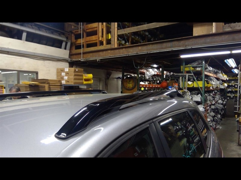 2016-2018 CHEROKEE Left Luggage Rack 1595707
