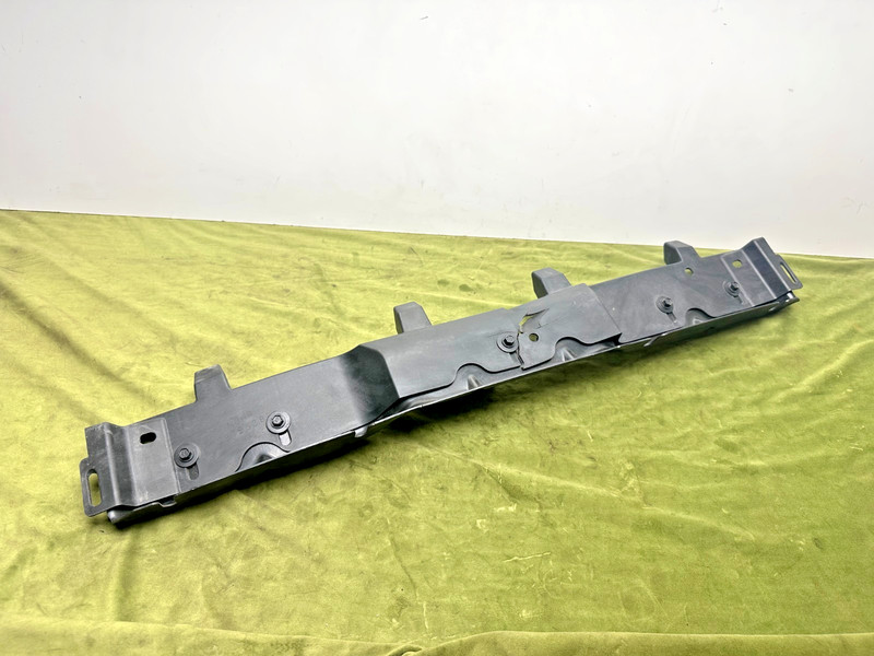 06–10 Saturn Sky Front Bumper Grille Center Support Upper Bracket OEM 69K Mi