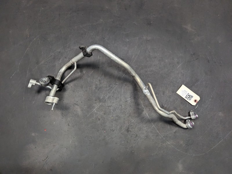 A/C Refrigerant Suction Hose 2018 Mercedes CLA 250 2468302615 2014 2015 - 2019