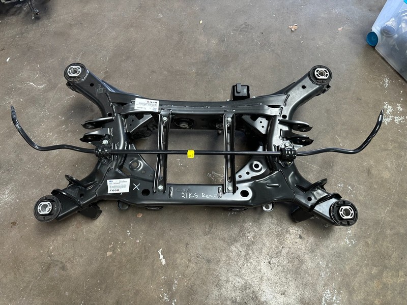 22-23 KIA STINGER - 2.5L RWD REAR SUBFRAME SUB FRAME CROSSMEMBER CRADLE OEM