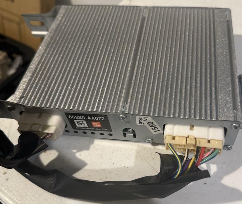 2002-2006 Toyota Camry Pioneer Stereo Radio Amplifier w/Pigtails 86280-AA072 OEM