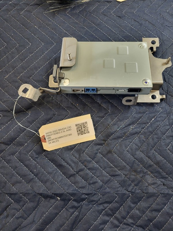 Used Oem Mazda Audio Radio Visor Tuner Remote for 2020-2023 CX-5