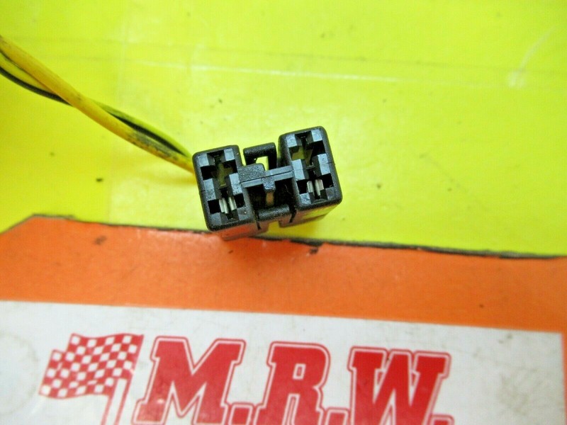 WIRE PLUG CONNECTOR off SUN ROOF SUNROOF MOTOR 95 96 97 98 SAAB 900 99 00-03 9-3