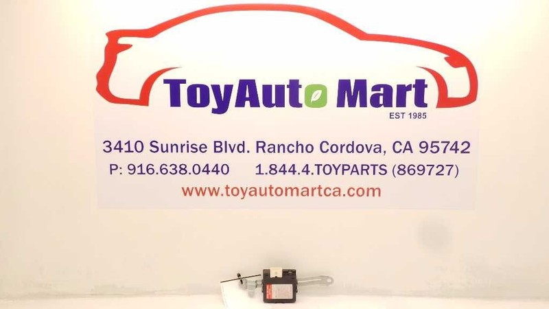 95 SC300 Relay, Electrical DOOR CONTROL RECEVIER 89741-24050