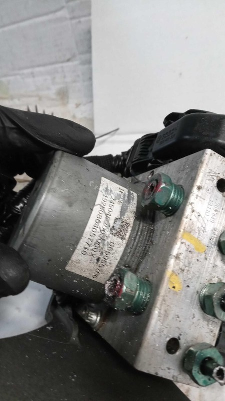 2020 Chevrolet Malibu ABS Hydraulic Assembly OEM 125K Miles Grey