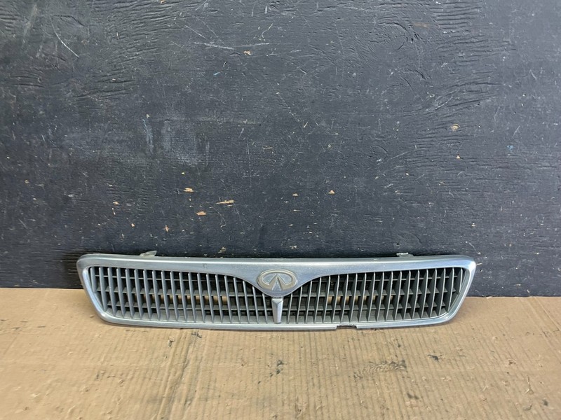1999 Infiniti G20 Front Upper Grill Grille OEM P8431 DG