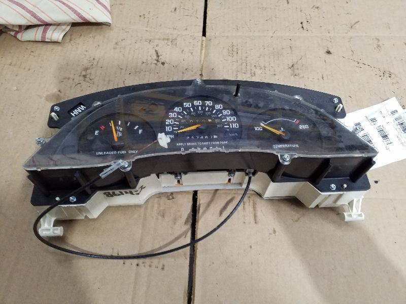 Speedometer Canada Without Tachometer Cluster Fits 98-99 LUMINA CAR 193660