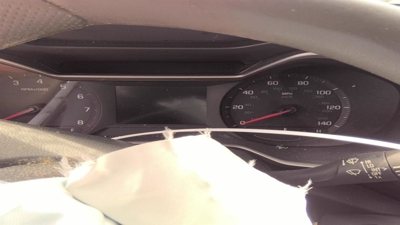 Speedometer Cluster MPH ID 60004925 Fits 21 TRAILBLAZER 1575732