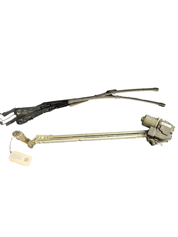 Used Oem Ford Windshield Wiper Motor w/ Linkage for 2021-2022 Bronco Sport