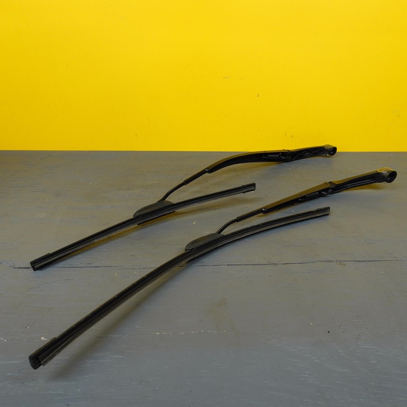 2015-2019 LEXUS RC350 FRONT WINDSHIELD WIPER SET PAIR WIPER BLADES OEM