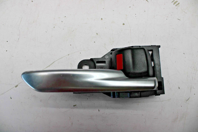 TOYOTA CAMRY 2018-2024 FRONT OR REAR PASSENGER SIDE DOOR INTERIOR HANDLE OEM (