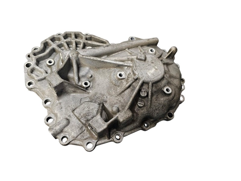 2011-2017 JEEP PATRIOT CVT AUTOMATIC TRANSMISSION REAR BELT CHAIN COVER OEM