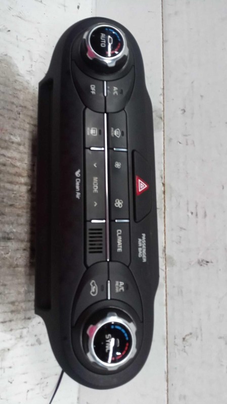 2018 KIA SORENTO A/C Selector Switch OEM 97250C6560WK Red 114K Miles