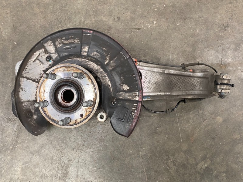 ⭐2012-2015 TESLA MODEL S AWD FRONT LEFT DRIVER SPINDLE KNUCKLE HUB OEM LOT2365