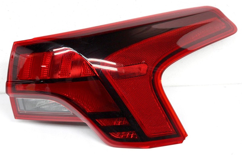 OEM Right Passenger Side Halogen Tail Lamp For Hyundai Santa Fe 92402-S2500