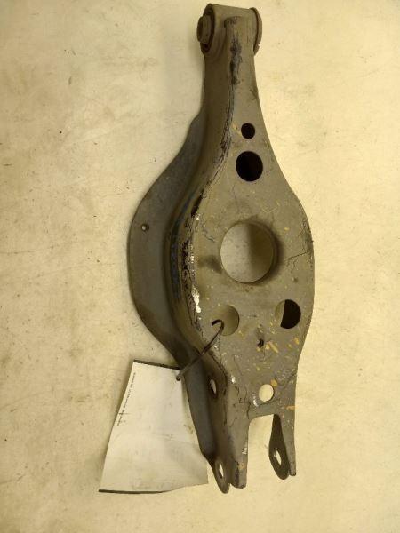 14-15 LEXUS IS250 2.5L RWD AT DRIVER REAR LOWER INTERMEDIATE CONTROL ARM