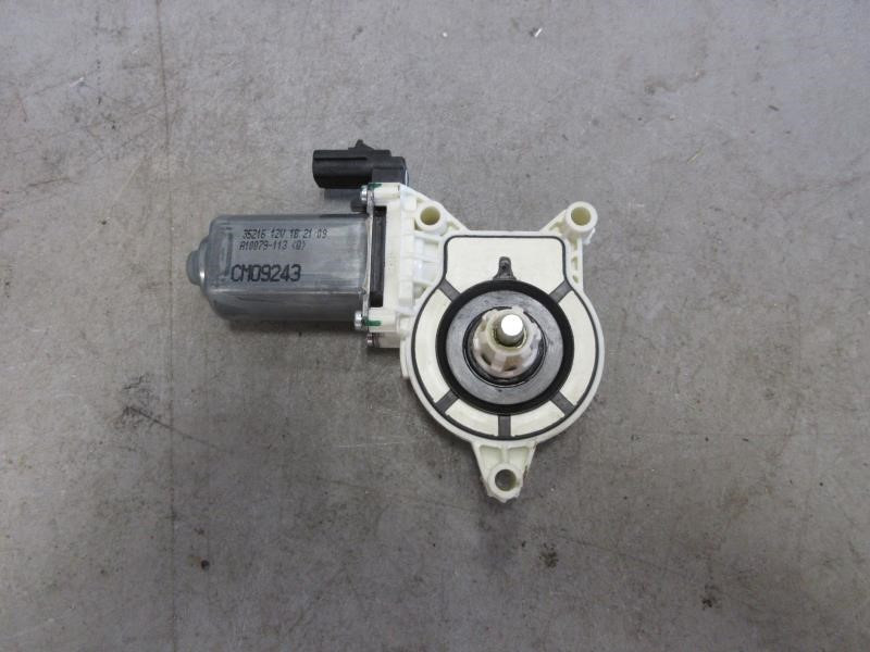2007-2018 Jeep Wrangler JK OEM Front / Rear Right Window Motor 68014952