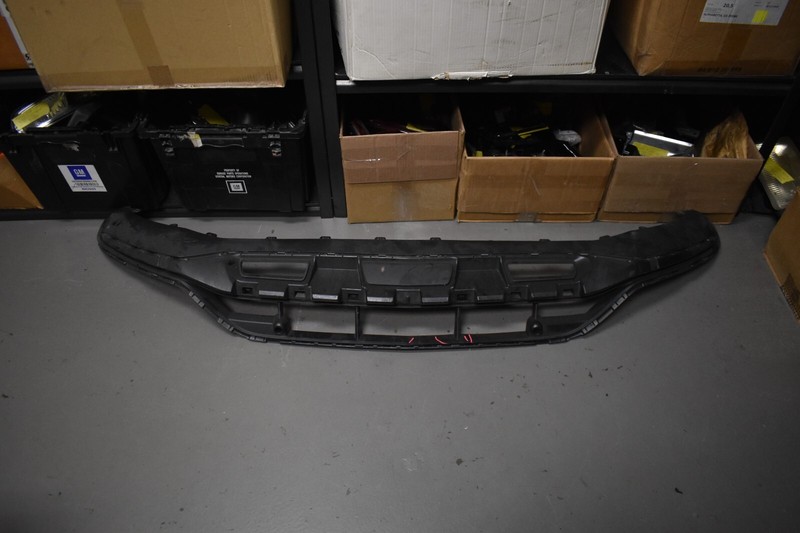 2020 MERCEDES BENZ GLC CLASS FRONT BUMPER VALANCE FACTORY OEM