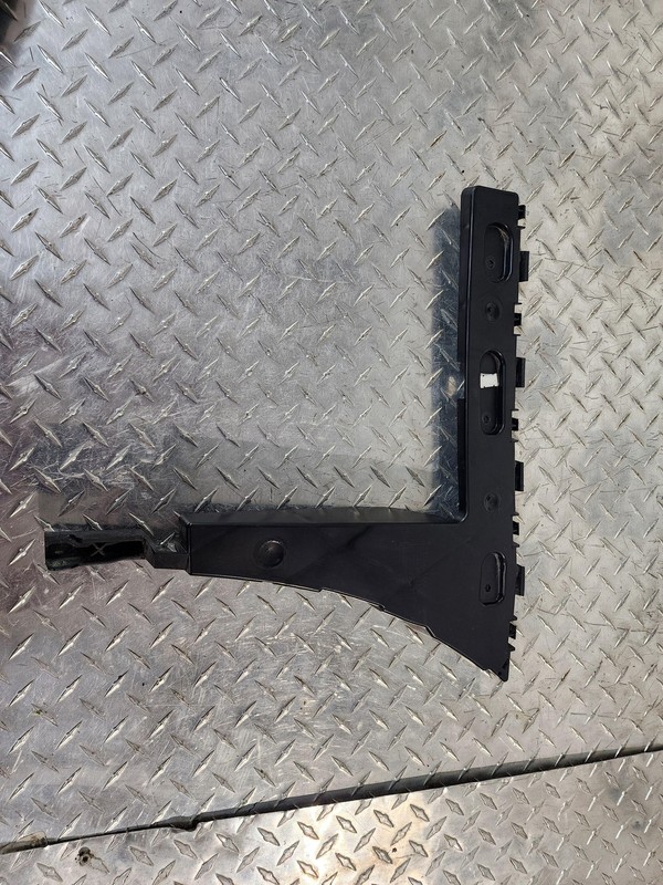 LINCOLN NAVIGATOR REAR BUMPER RIGHT SIDE MOUNT SUPPORT BRACKET OEM 18-21