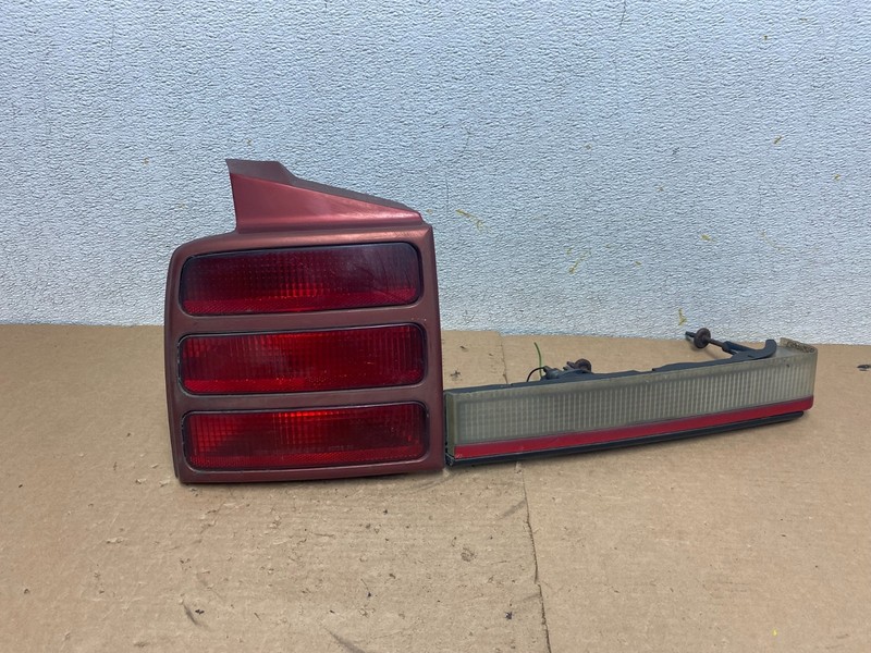 1991-1996 Oldsmobile Cutlass Ciera Left Driver LH Side Tail Light OEM P5178 DG