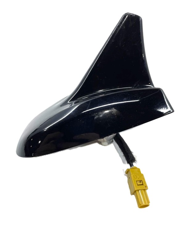 2014 Maserati Quattroporte S Shark Fin Antenna 670026005 With Hardware & Harness