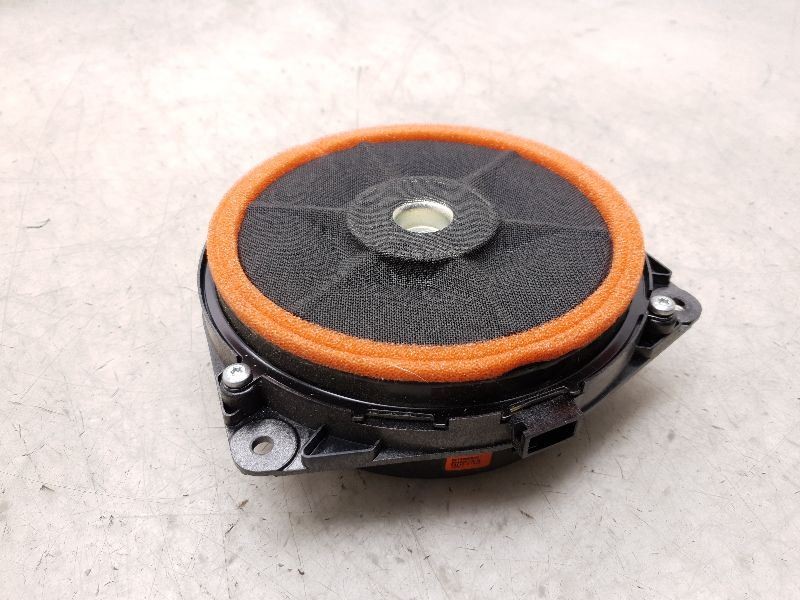 2010-2012 TOYOTA PRIUS III DRIVER SIDE REAR DOOR SPEAKER ASSEMBLY