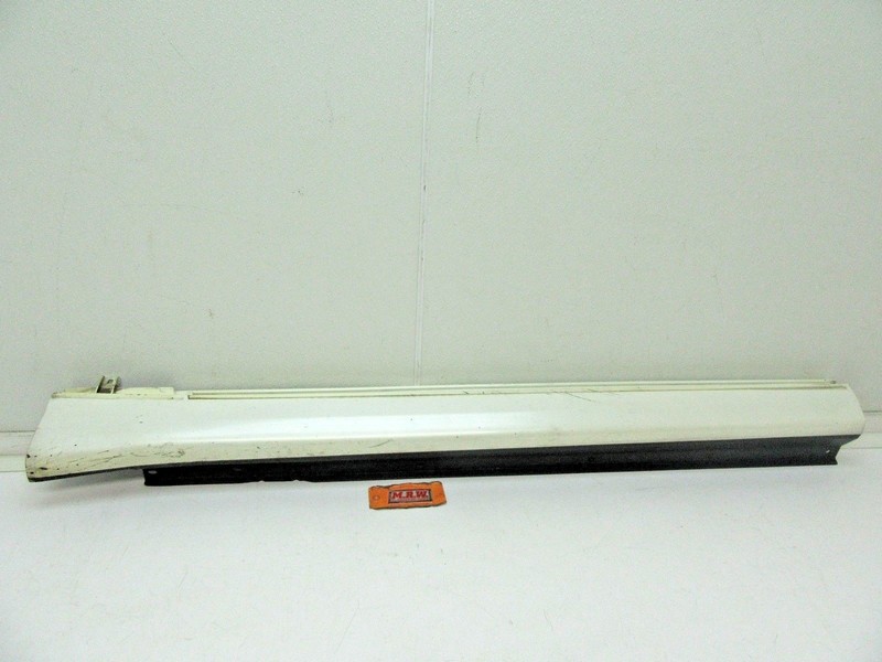 MOLDING ROCKER PANEL DRIVER SIDE SKIRT LEFT WHITE CAR BOTTOM COVER GS400 GS300