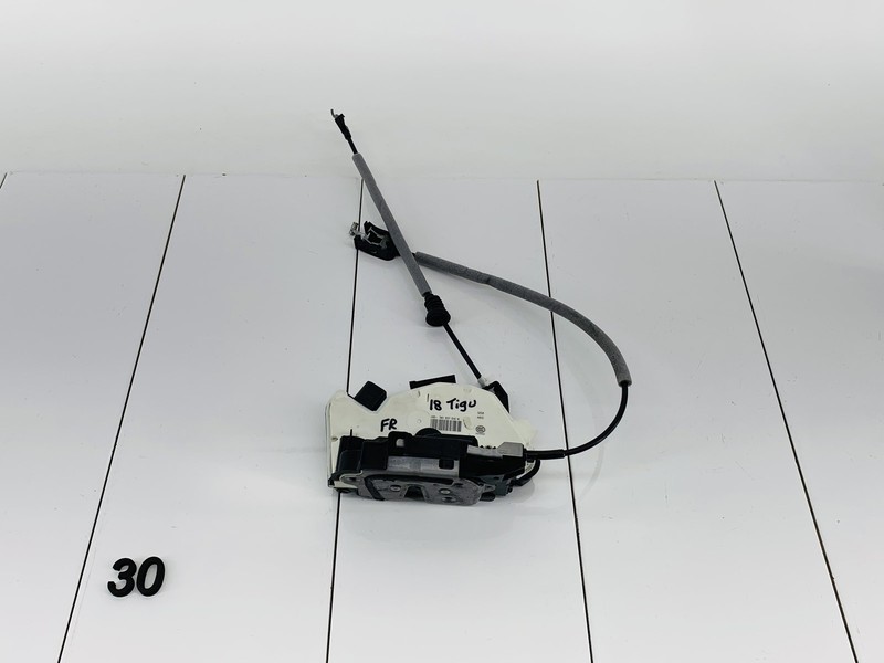 17-18 VOLKSWAGEN TIGUAN LIMITED FRONT RIGHT SIDE DOOR LOCK LATCH ACTUATOR OEM
