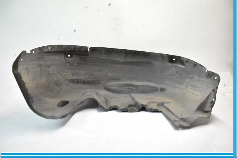 W166 12-19 Mercedes ML350 GLE350 Rear Right Side Fender Liner Splash Guard Z5839