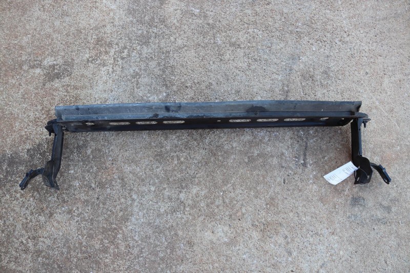 2010-2017 VOLVO XC60 3.2L FRONT RADIATOR LOWER REINFORCEMENT BRACE SUPPORT OEM