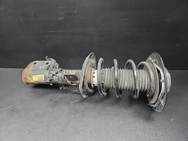 08-17 Mercedes E350 C250 W204 Front Right Passenger Shock Strut Absorber Oem