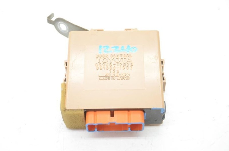 1991-1995 Toyota MR2 Door Control Module 8598017070