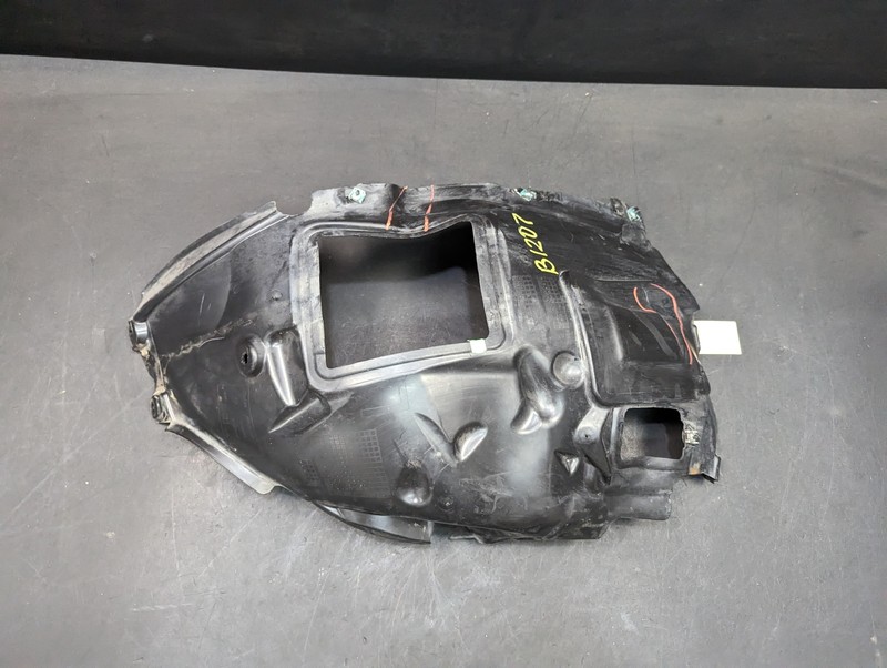 Front Left Fender Liner Forward Splash Shield 2018 BMW 330i 51717260725 17-19 X