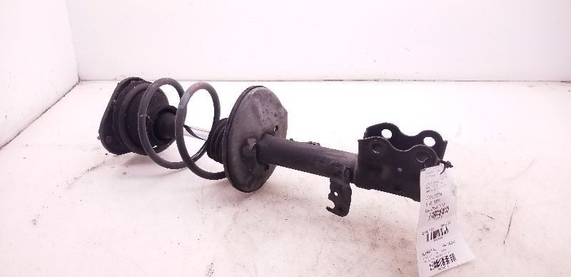 04-05 TOYOTA PRIUS 1.5L FWD AT DRIVER SIDE FRONT STRUT ASSEMBLY