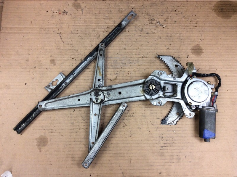 88 89 90 91 Civic 4Dr Sedan Left Front Door Power Window Regulator Assy Used OEM